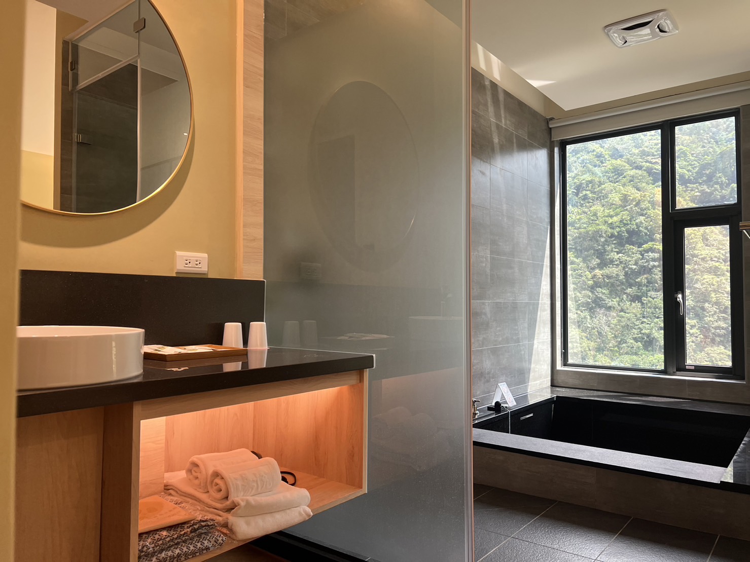 room2