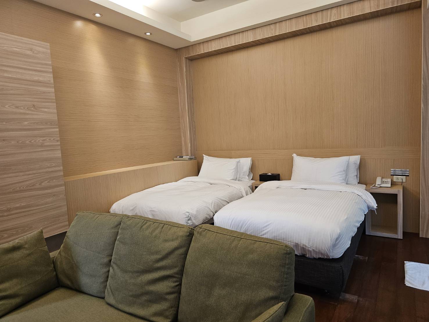 room1